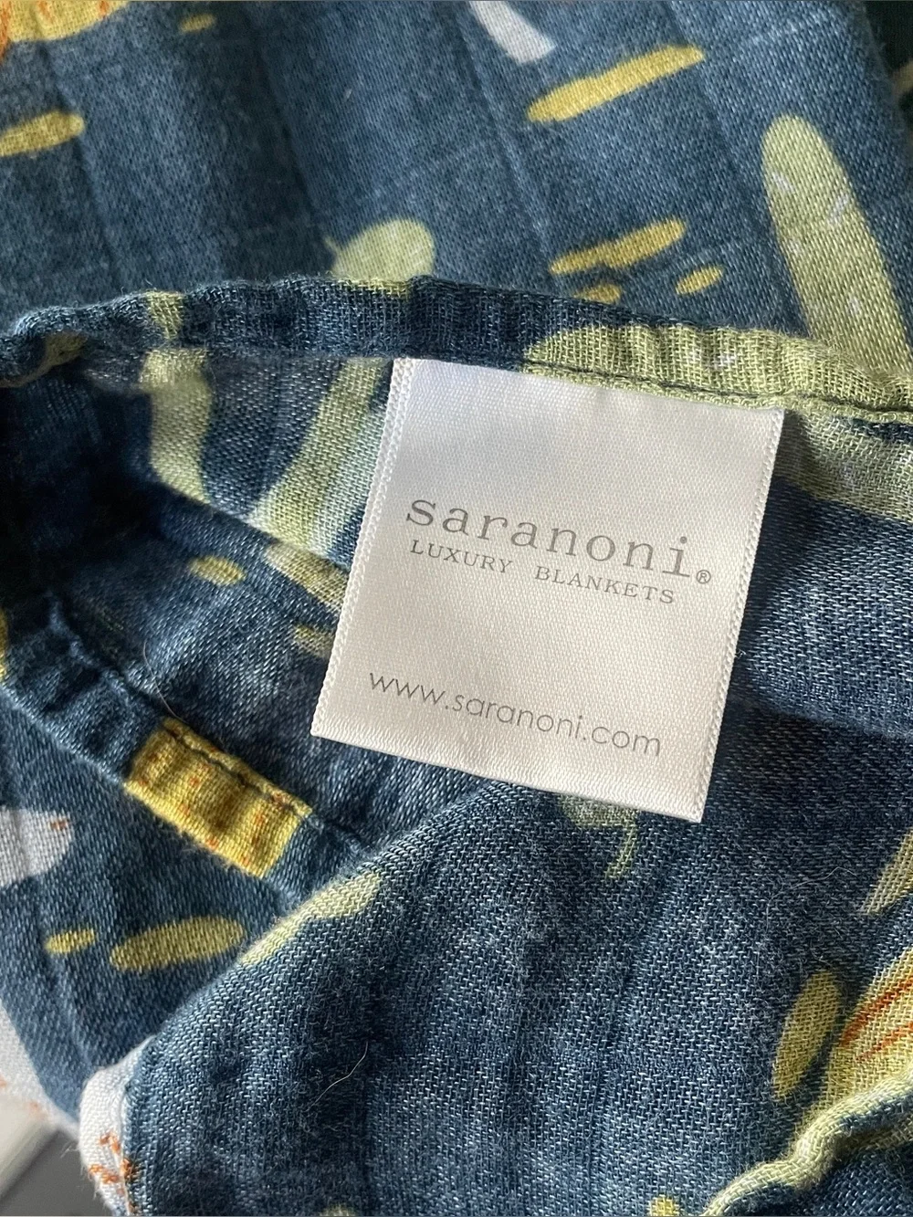 Saranoni llama desert soft swaddle